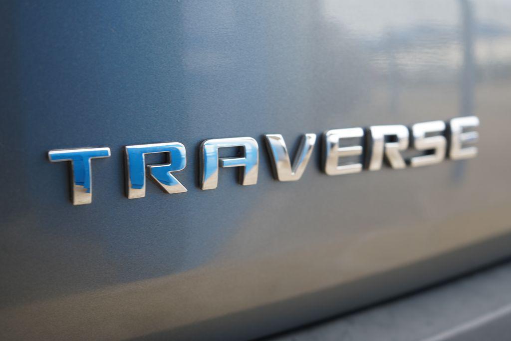 used 2021 Chevrolet Traverse car, priced at $19,890