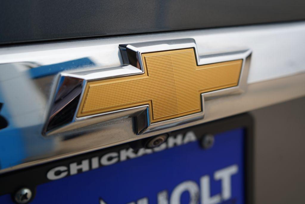 used 2021 Chevrolet Traverse car, priced at $19,890