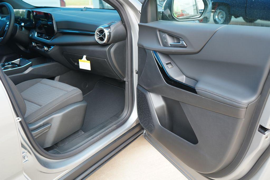 new 2026 Chevrolet Equinox car, priced at $30,997