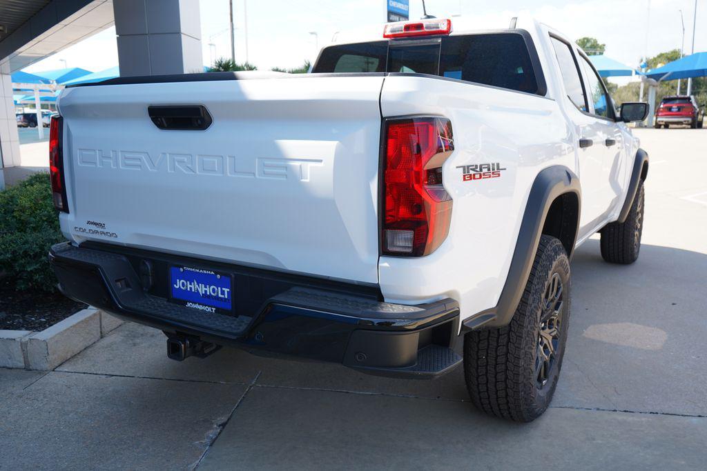 new 2026 Chevrolet Colorado car, priced at $43,611