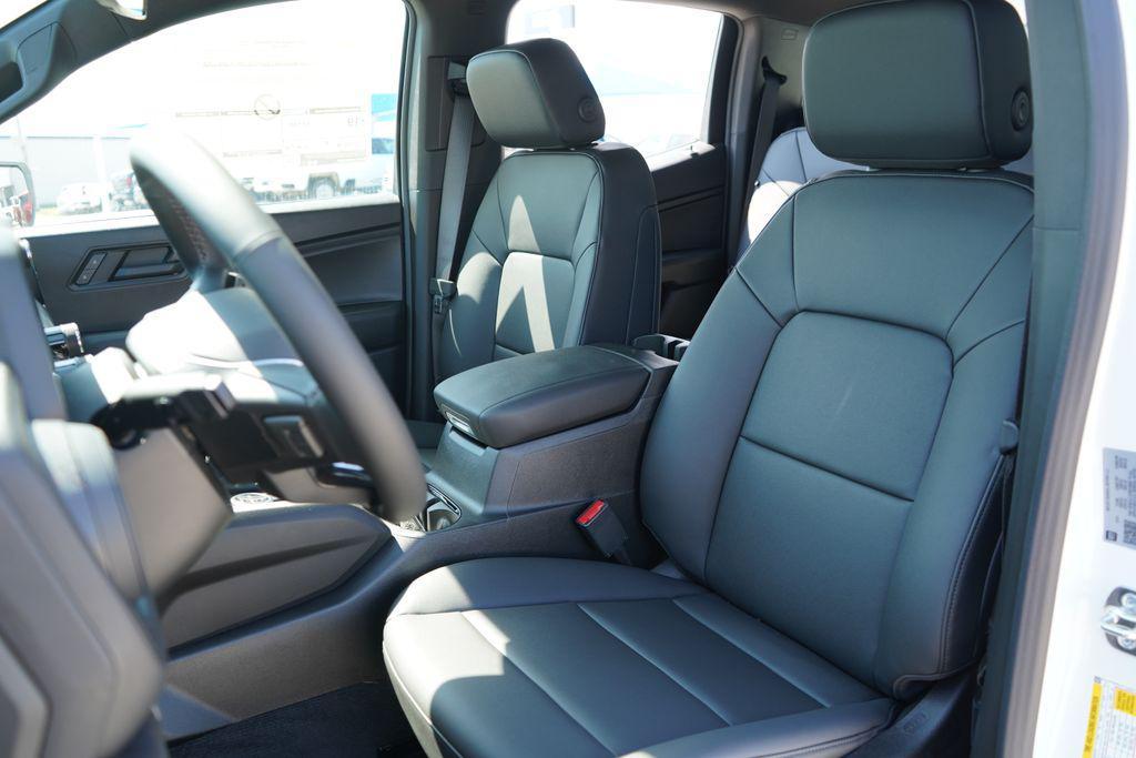 new 2026 Chevrolet Colorado car, priced at $43,611