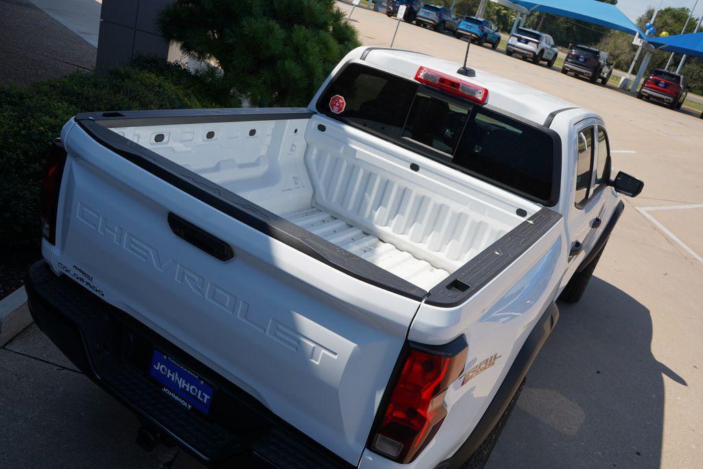 new 2026 Chevrolet Colorado car, priced at $43,611
