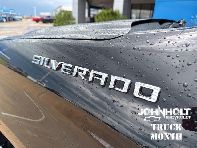 new 2025 Chevrolet Silverado 1500 car, priced at $50,640