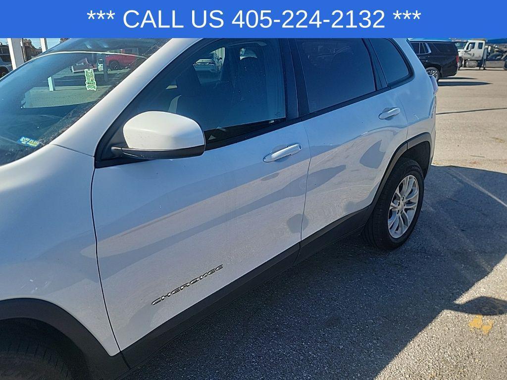used 2020 Jeep Cherokee car, priced at $14,130