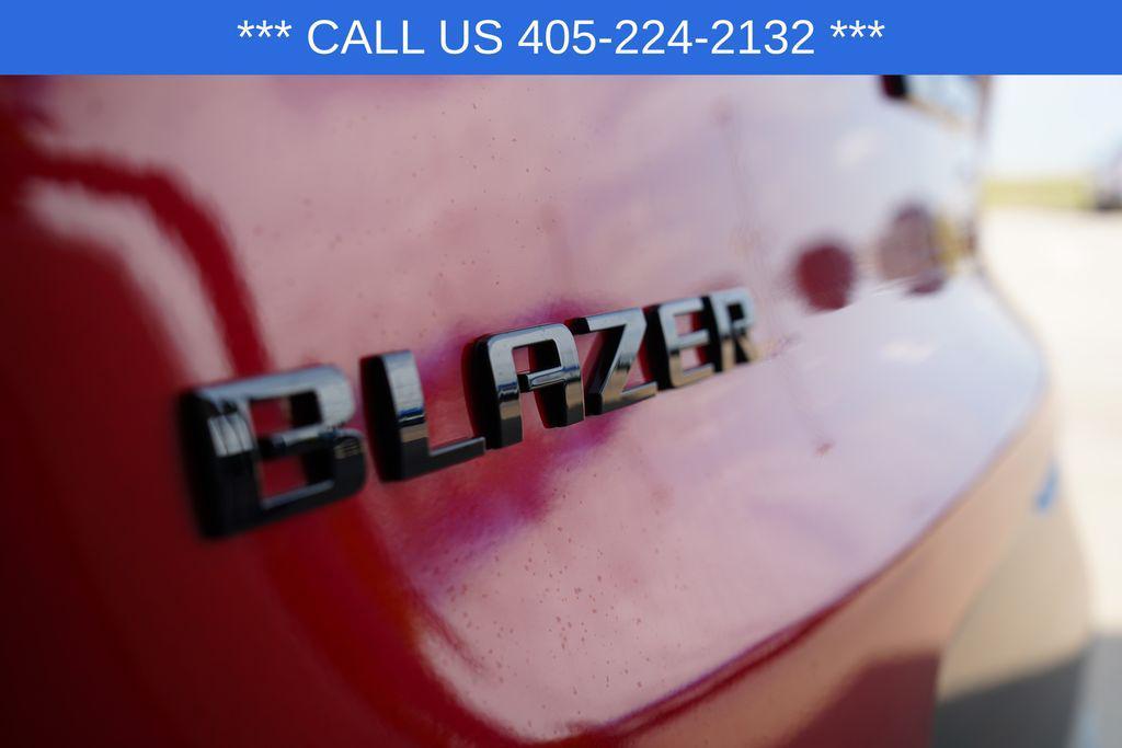 used 2025 Chevrolet Blazer car, priced at $40,900