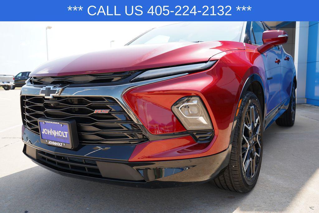 used 2025 Chevrolet Blazer car, priced at $40,900