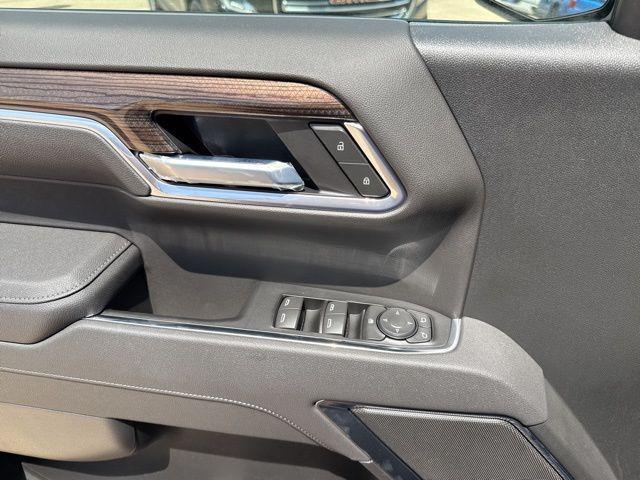 new 2025 Chevrolet Silverado 1500 car, priced at $52,323