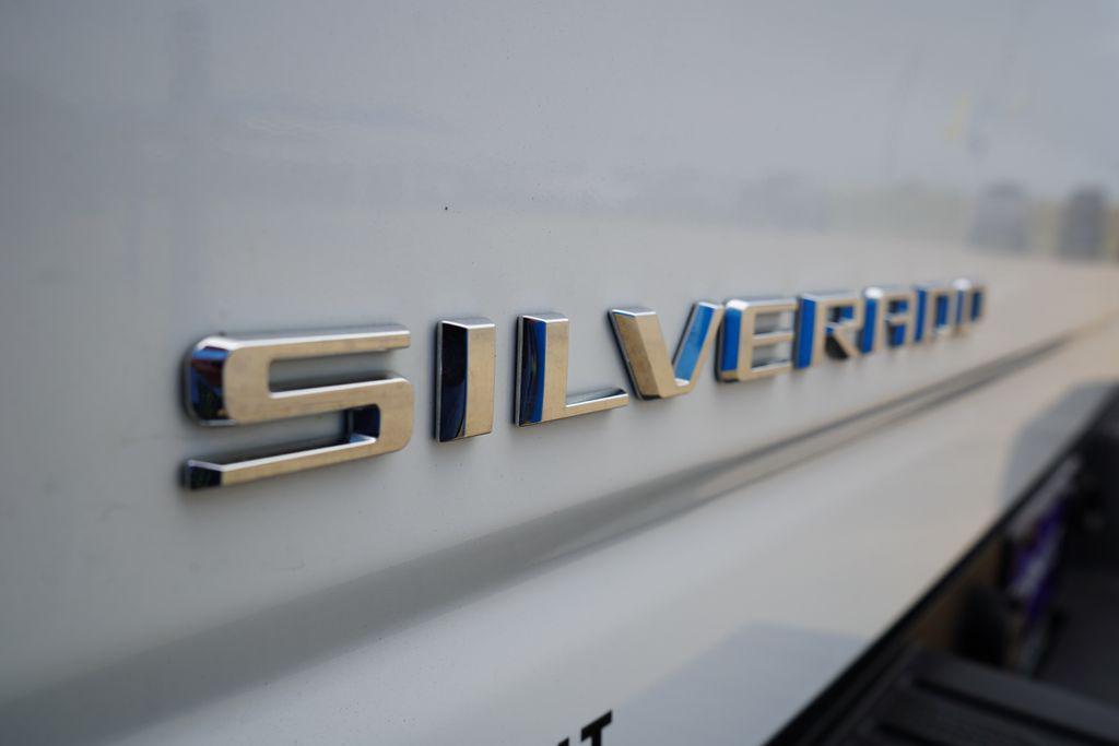 used 2024 Chevrolet Silverado 2500 car, priced at $52,000