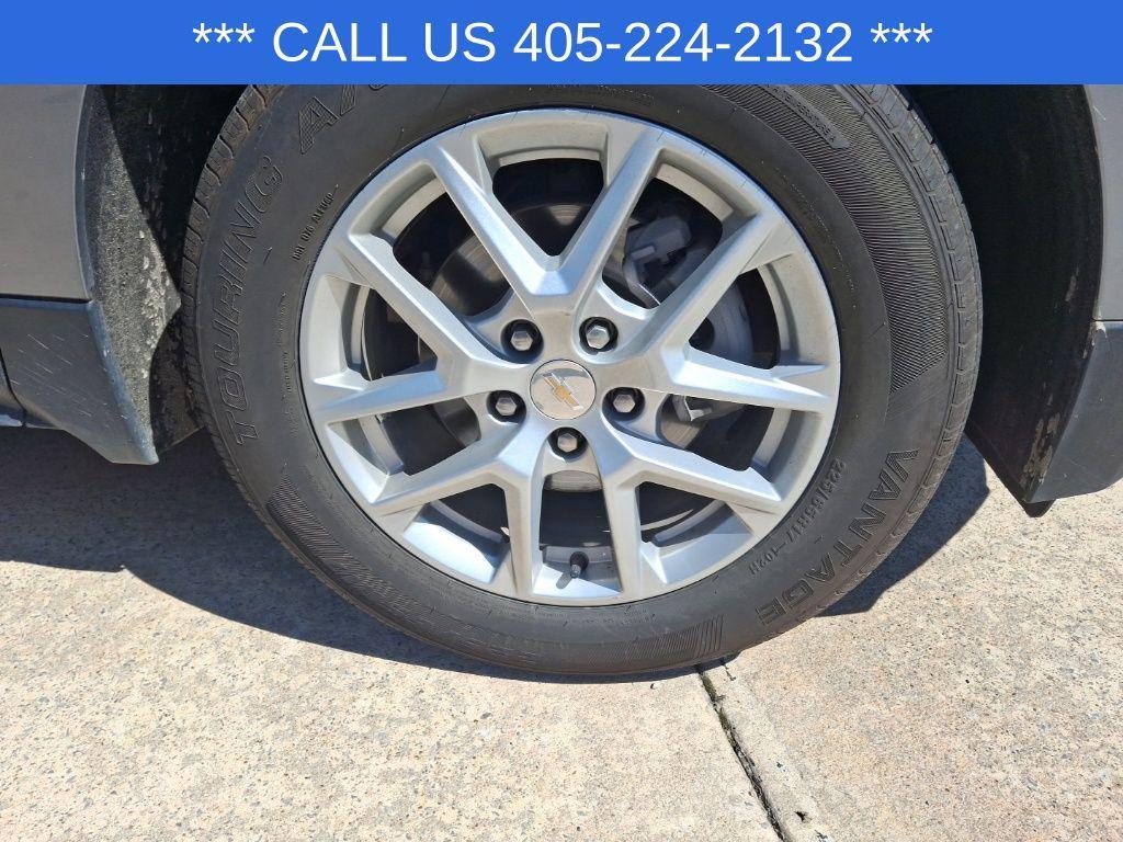 used 2024 Chevrolet Equinox car, priced at $21,300
