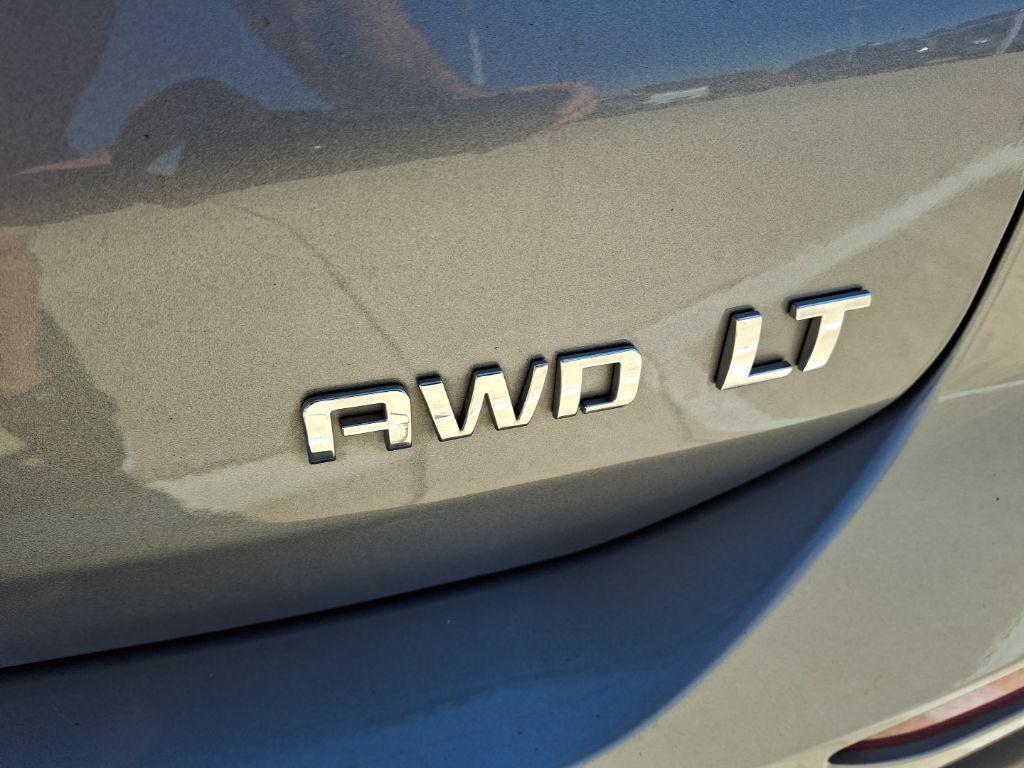 used 2024 Chevrolet Equinox car, priced at $20,670