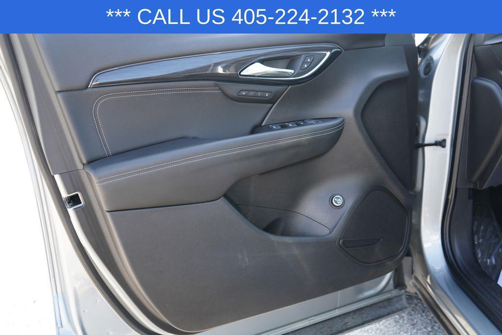 used 2023 Buick Envision car, priced at $24,900
