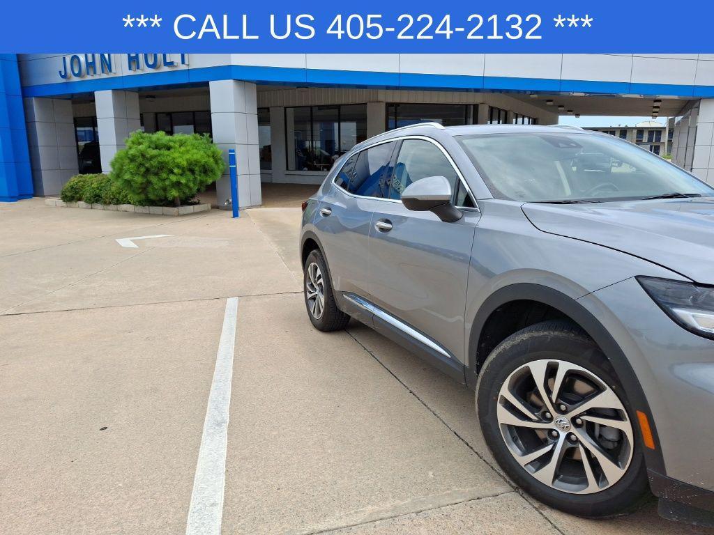 used 2023 Buick Envision car, priced at $24,900