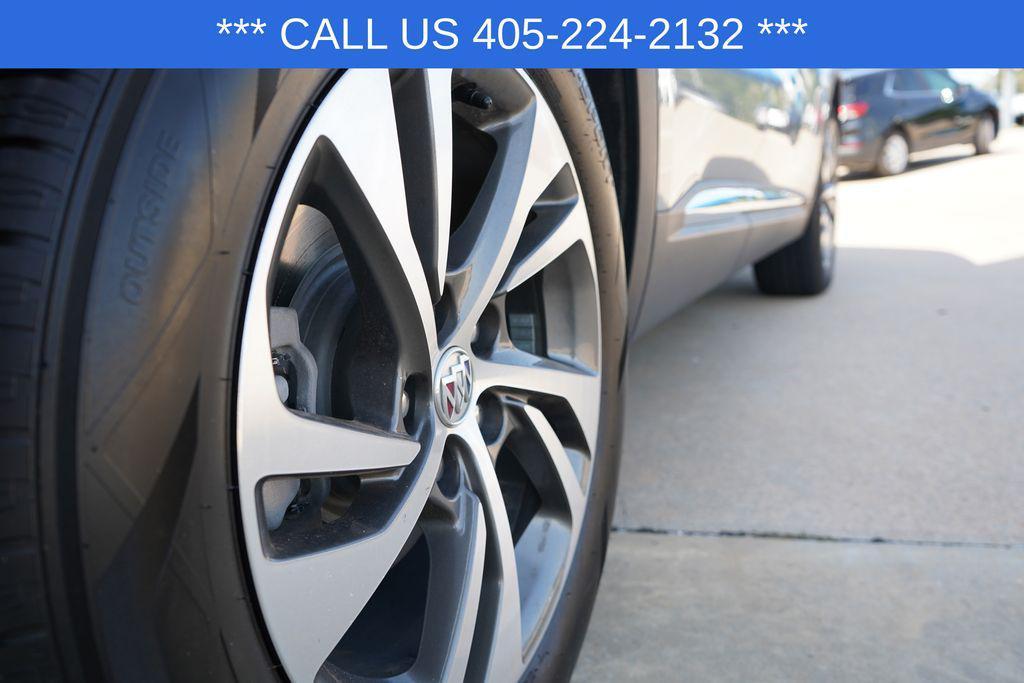 used 2023 Buick Envision car, priced at $24,900