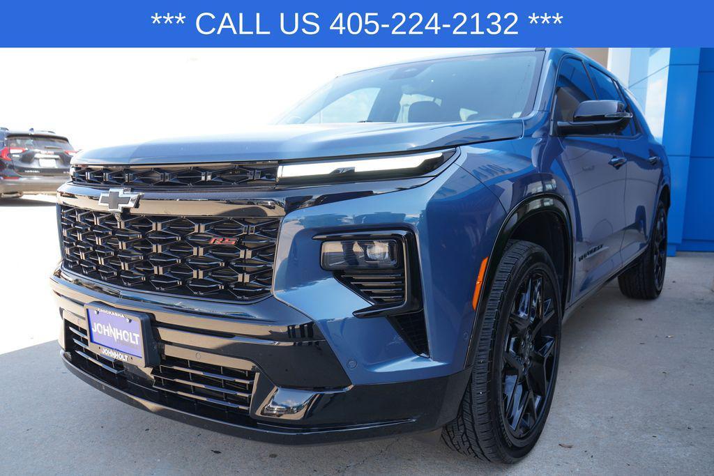 used 2024 Chevrolet Traverse car, priced at $49,990