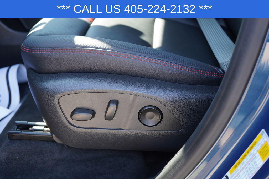 used 2024 Chevrolet Traverse car, priced at $49,990