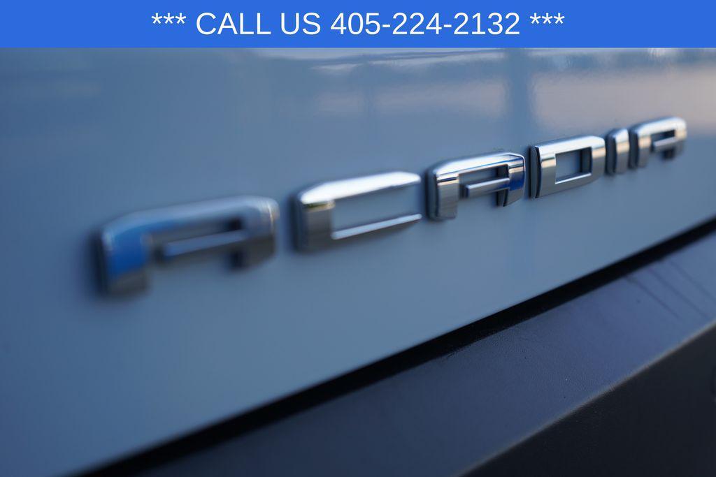 used 2023 GMC Acadia car, priced at $25,900