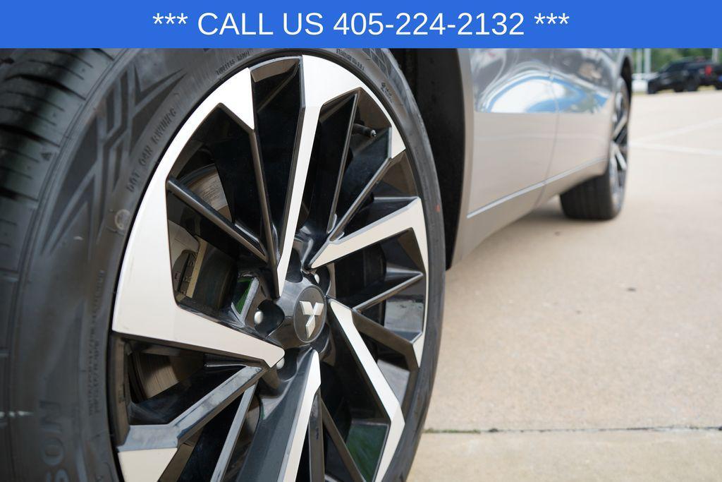used 2023 Mitsubishi Outlander car, priced at $22,900