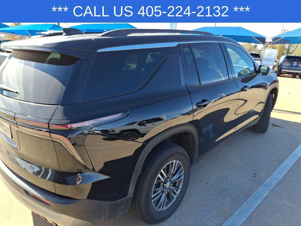 used 2025 Chevrolet Traverse car, priced at $36,029