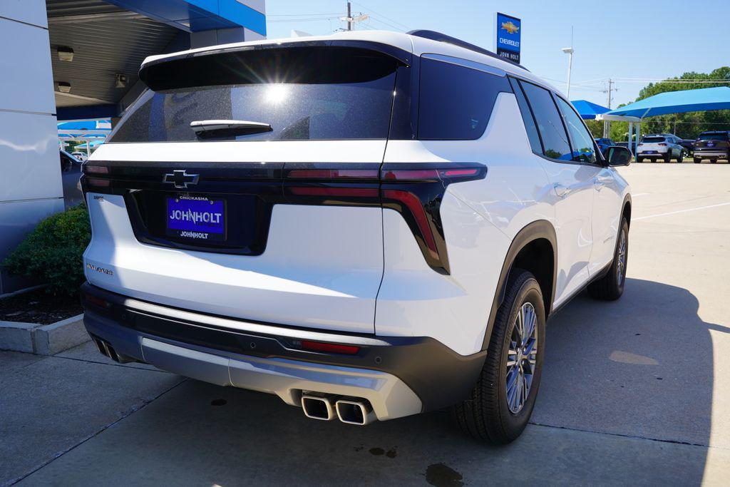 new 2026 Chevrolet Traverse car, priced at $42,387