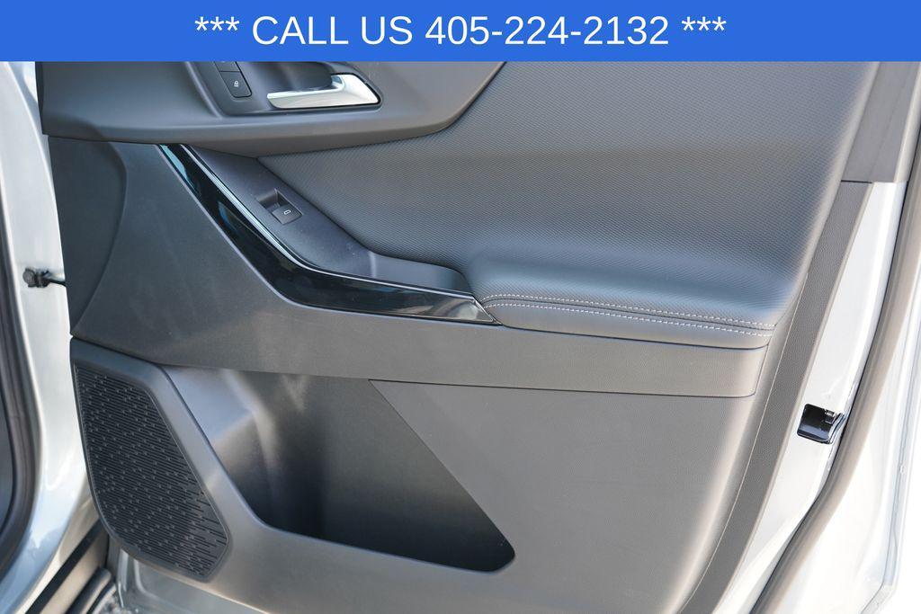 new 2026 Chevrolet Equinox car, priced at $31,380