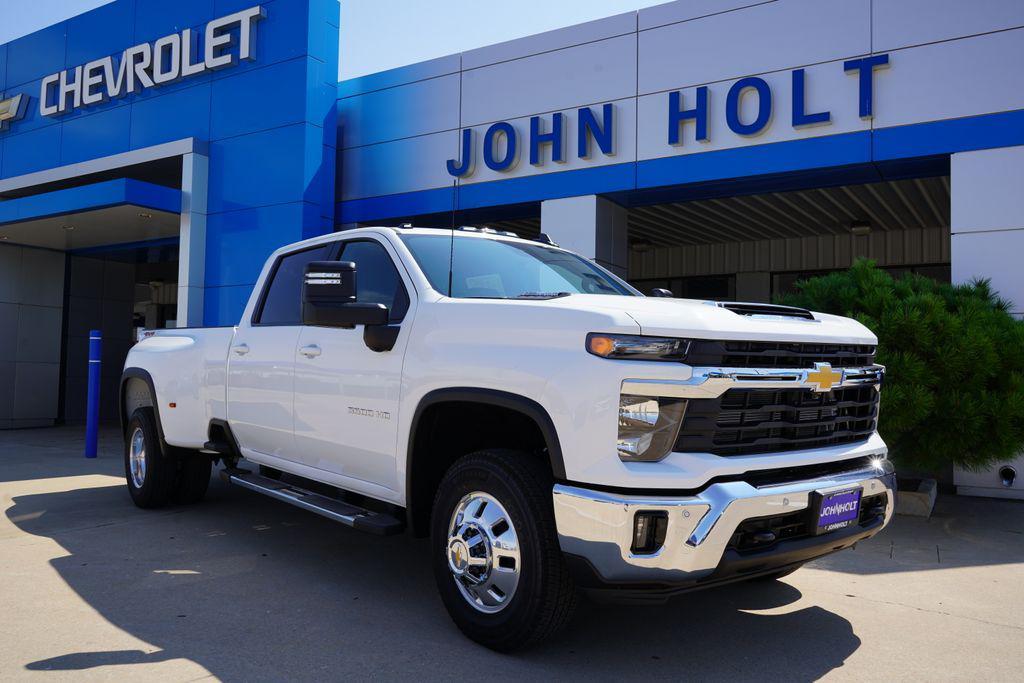 new 2026 Chevrolet Silverado 3500 car, priced at $79,492