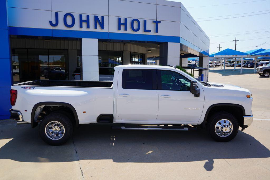 new 2026 Chevrolet Silverado 3500 car, priced at $79,492