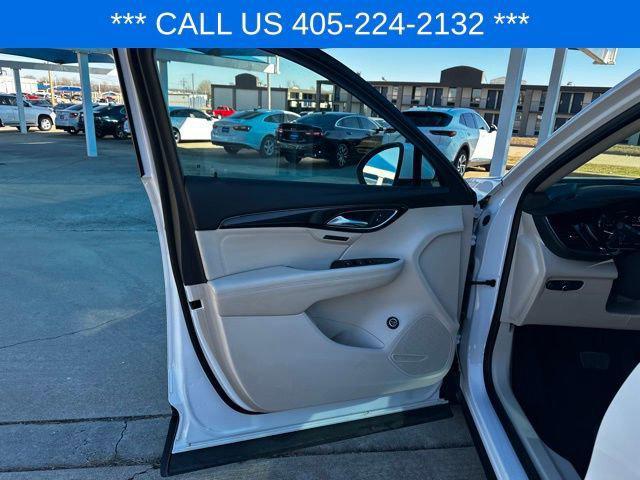 used 2023 Buick Envision car, priced at $25,000