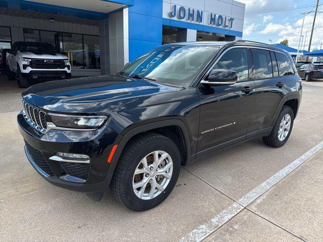 used 2023 Jeep Grand Cherokee car, priced at $28,172