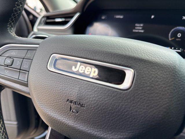 used 2023 Jeep Grand Cherokee car, priced at $27,554