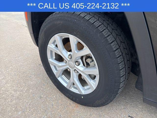 used 2023 Jeep Grand Cherokee car, priced at $29,350