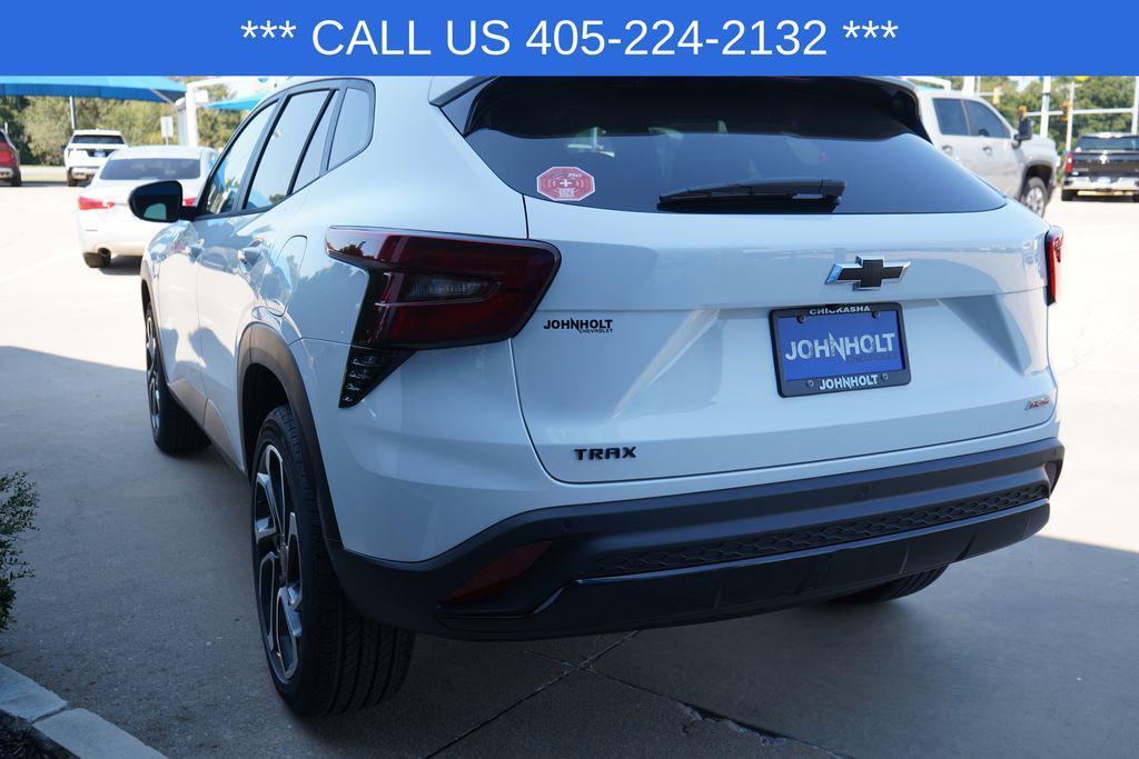 new 2025 Chevrolet Trax car, priced at $26,450