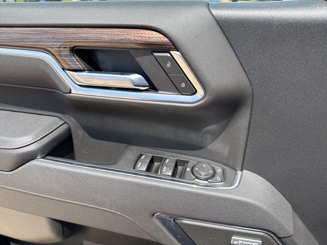 new 2025 Chevrolet Silverado 1500 car, priced at $57,269