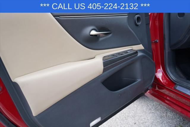 used 2019 Lexus ES 350 car, priced at $28,900
