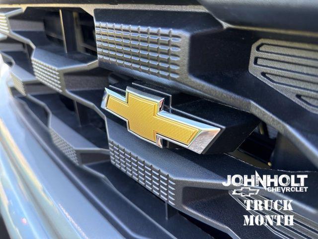 new 2025 Chevrolet Silverado 1500 car, priced at $46,361