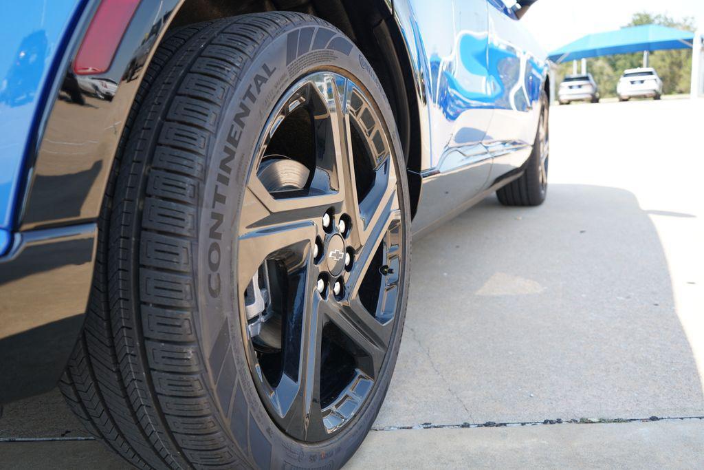 new 2025 Chevrolet Equinox EV car, priced at $38,750