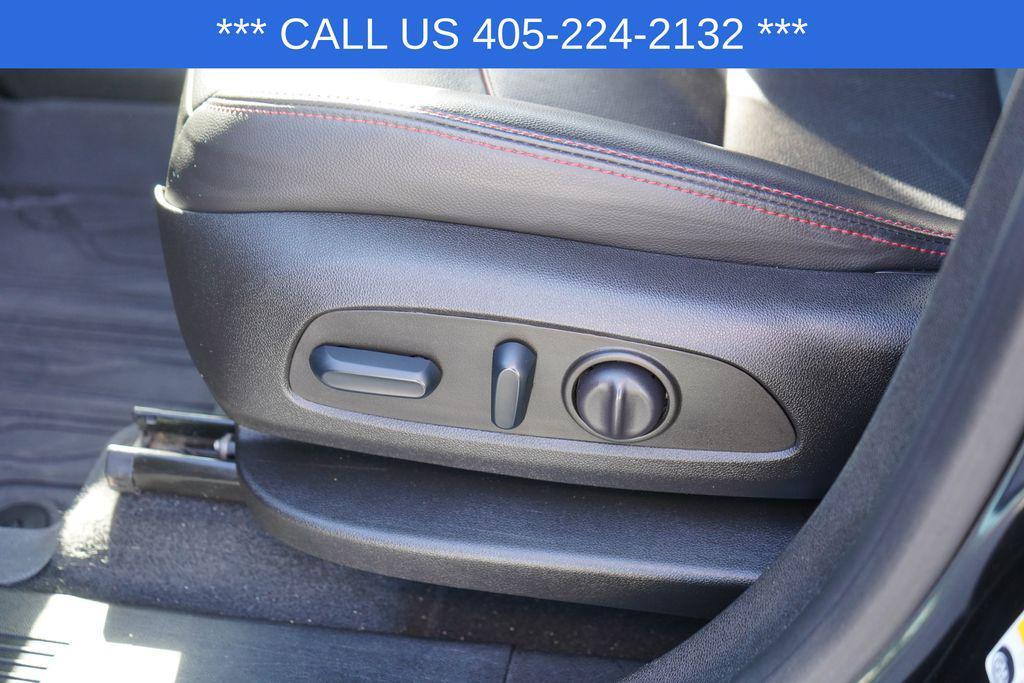 used 2022 Chevrolet Equinox car, priced at $21,454