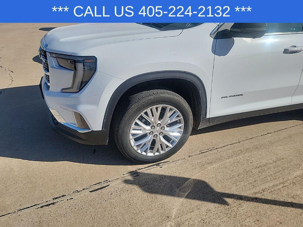 used 2024 GMC Acadia car, priced at $38,775