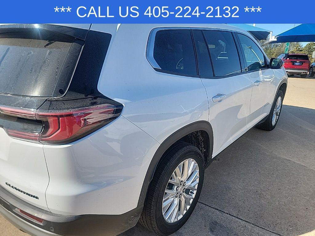 used 2024 GMC Acadia car, priced at $38,775