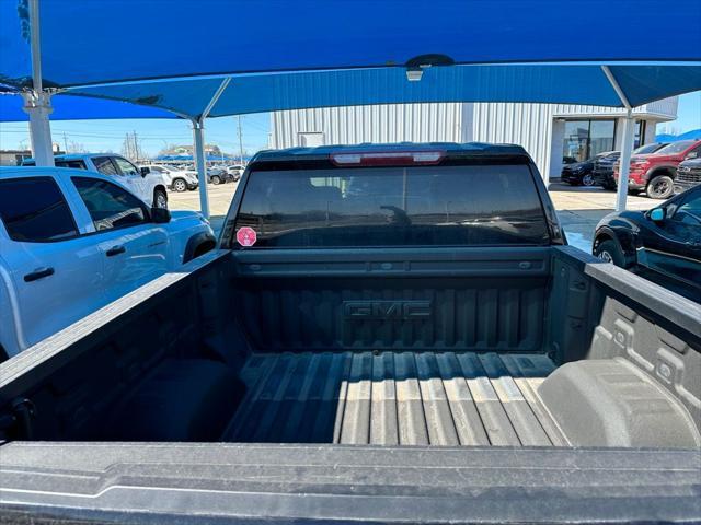 used 2022 GMC Sierra 1500 car, priced at $40,500