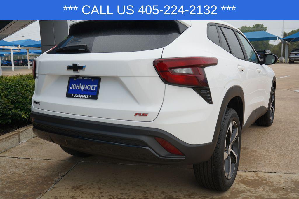 new 2025 Chevrolet Trax car, priced at $24,750
