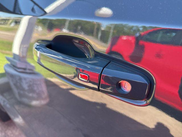 new 2025 Chevrolet Silverado 1500 car, priced at $52,968