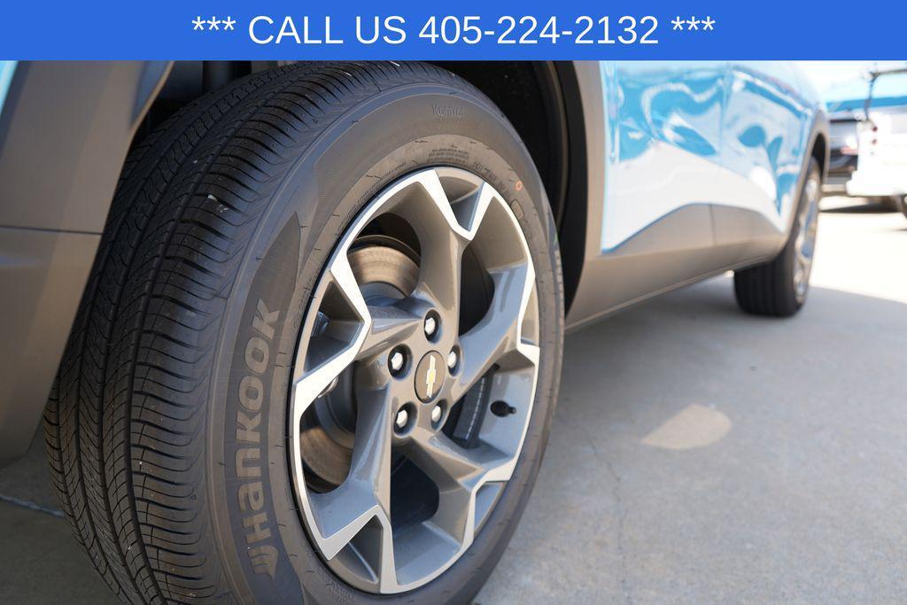 new 2025 Chevrolet Trax car, priced at $24,285
