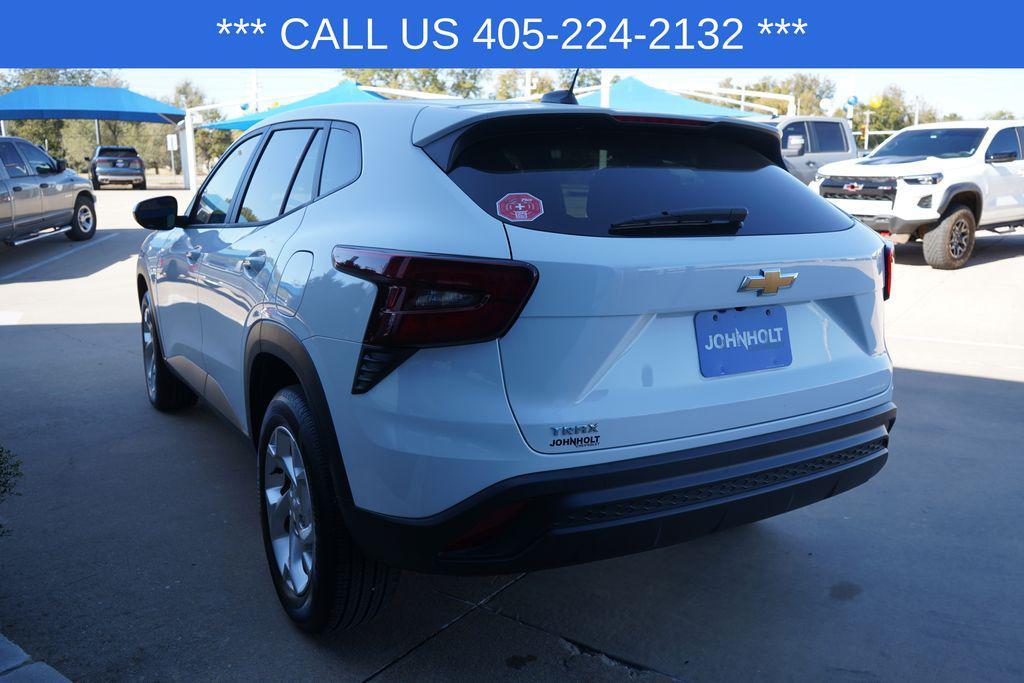 used 2024 Chevrolet Trax car, priced at $19,999