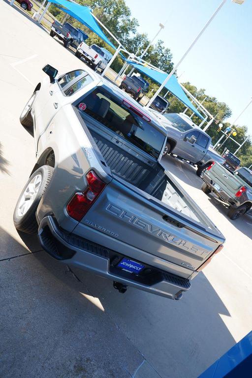 new 2026 Chevrolet Silverado 1500 car, priced at $42,639
