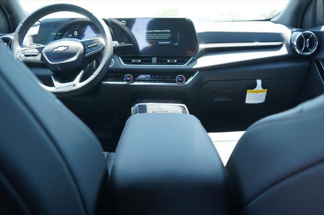 new 2026 Chevrolet Equinox car, priced at $32,855