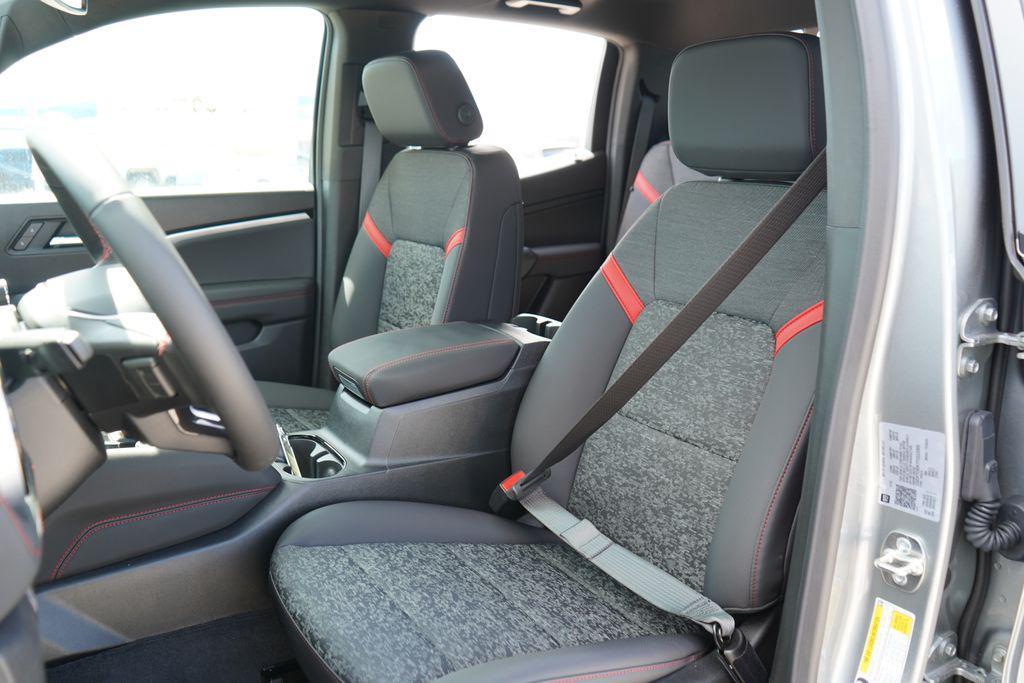 new 2026 Chevrolet Colorado car, priced at $44,760