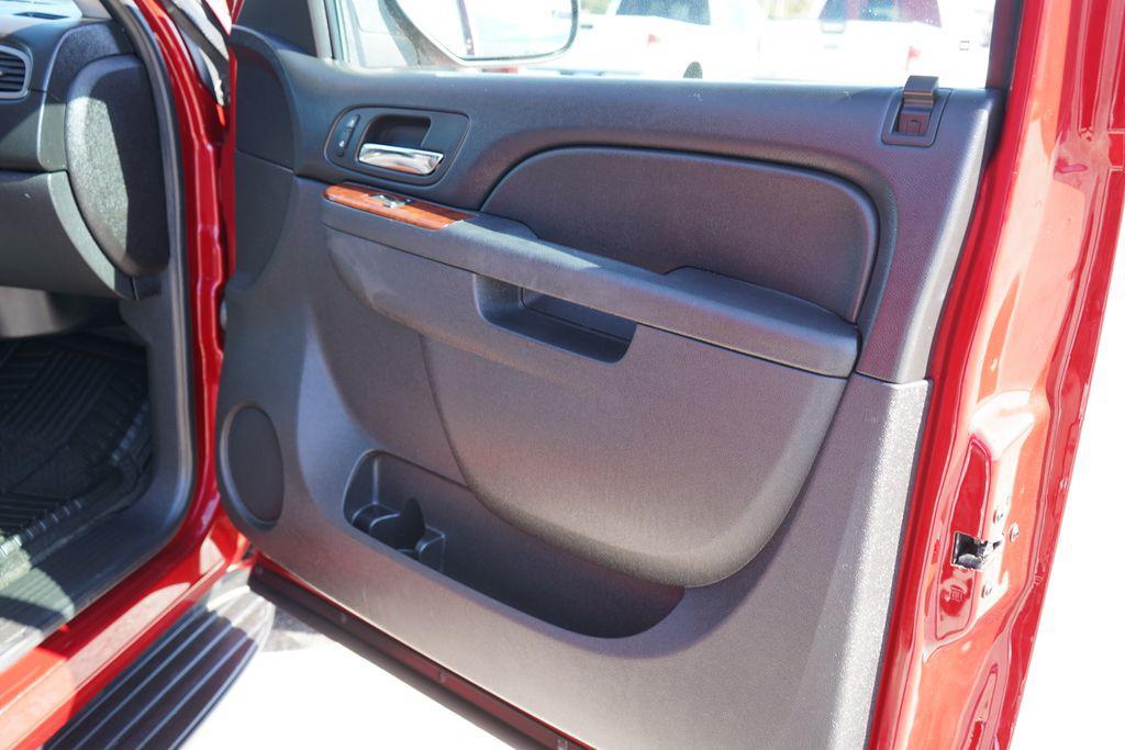 used 2013 Chevrolet Tahoe car, priced at $18,999