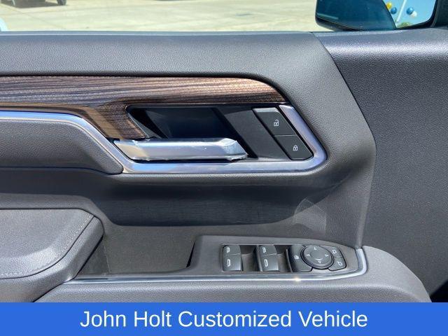 new 2025 Chevrolet Silverado 1500 car, priced at $61,615