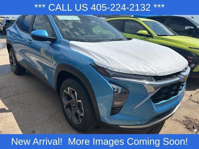 new 2025 Chevrolet Trax car, priced at $24,530