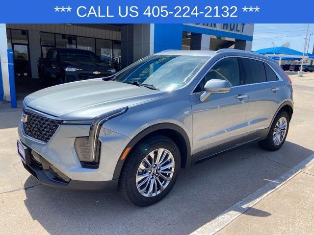 used 2025 Cadillac XT4 car, priced at $43,000